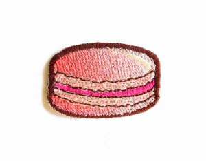 Haftowana Naszywka na odzież Macaron