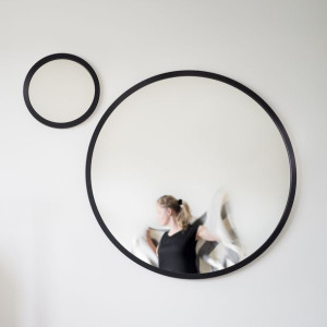 Lustro Okrągłe Orbital - W Czarnej Ramie, 40 Cm