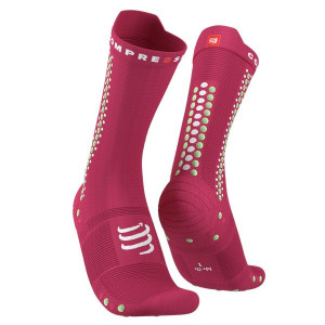 COMPRESSPORT Skarpetki rowerowe ProRacing Socks V4 Bike różowe