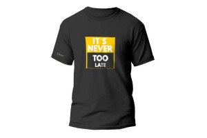 Koszulka z nadrukiem -It Is Never Too Late