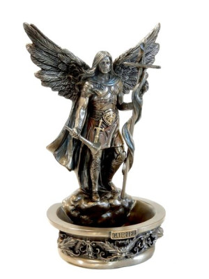 Piękna kropielnica z figurką Archanioła Gabriela Veronese