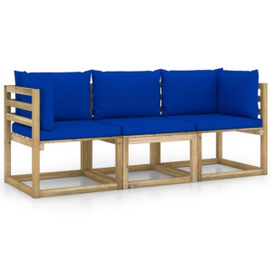 Ogrodowa sofa 3-os. z niebieskimi poduszkami