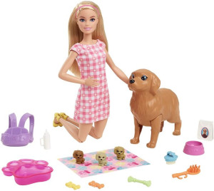 Barbie - Narodziny Piesków + Lalka - Mattel - Hck75
