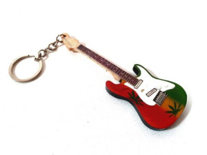 Breloczek - gitara Bob Marley, mahoń; EGK-0641 m