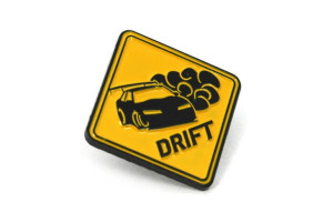 Pin, przypinka Drift Drifting