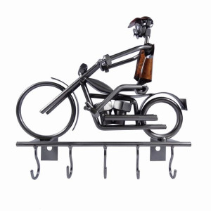 Metalowy model motocykla Chopper jako wieszak. Praktyczny prezent dla motoc