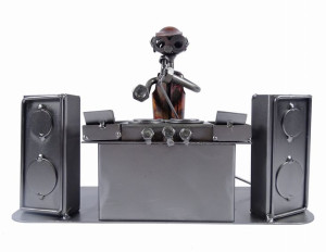 Metalowa figurka DJ. Prezent dla muzyka