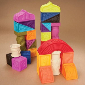 B. Toys, Elemenosqueeze, Klocki miękkie zestaw duży, 6m+