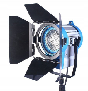 Lampa światła stałego 650W z soczewką FRESNELA
