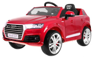 Auto Audi Q7 + Pilot 2,4 Ghz Wersja Lakierowana