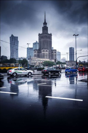 Pochmurny Pałac Kultury i Nauki - plakat premium 4
