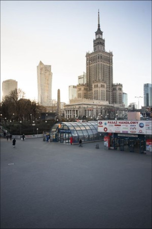 Pusta Warszawa - plakat premium 30x40 cm