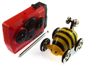 Mini Samochód Zdalnie Sterowny Rc 1:28 Żółty Osa