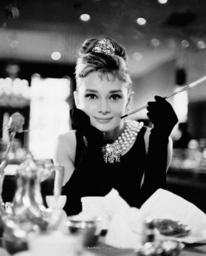 Audrey Hepburn Śniadanie u Tiffanego - plakat 40x5
