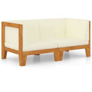 2-osobowa sofa z kremowymi poduszkami, lite drewno