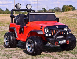 Jeep Z Amortyzatorami Pilot, Lakier, Panel Mp4, Świecące Koła, Wspomaganie
