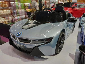 Auto na Akumulator BMW I8 Niebieskie koła EVA + światła LED