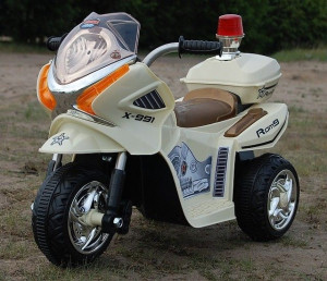 Motor, Motorek Policyjny Z Kogutem/wxe368