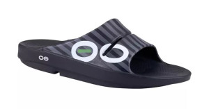 OOFOS Klapki regeneracyjne OOahh Sport Black Gray