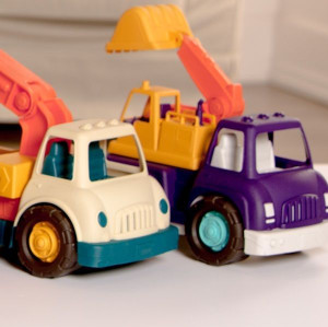 B. Toys, Excavator Truck, Ciężarówka z koparką, 1+