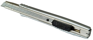 Nóż z ostrzem łamanym fatmax 9mm