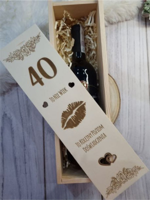 Drewniana skrzynka na Wino personalizowana. Prezent na 40 urodziny
