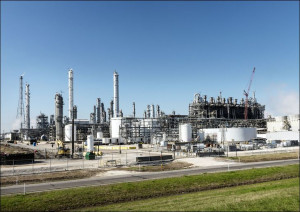 An oil refinery in Groves, Texas, Carol Highsmith