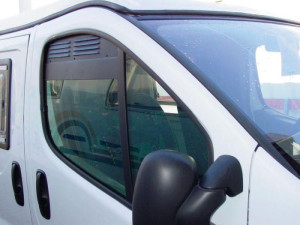 Kratka Wentylacyjna Boczna Trafic Vivaro Primastar Bis Bj.2014