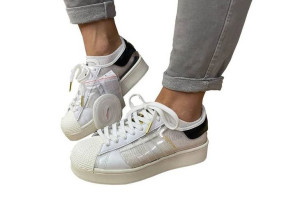 Buty sportowe Adidas Superstar Bold [FV3361]