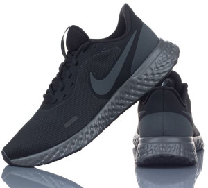 Buty Sportowe Nike Revolution 5 Bq3204 01 R-44,5