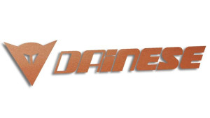 Wycinana naklejka DAINESE miedziana
