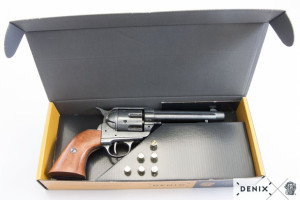 REPLIKA REWOLWER PEACEMAKER S.COLT w lakierowanym pudełku DENIX MODEL 1-110