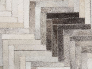 Dywan skórzany 140 x 200 cm szaro-beżowy ARSUZ