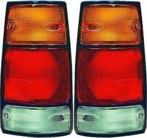 Lampy Tył Tylne Isuzu Pickup '89-'96 Komplet Depo