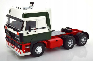 RK DAF 3600 Space Cab, zielony/biały