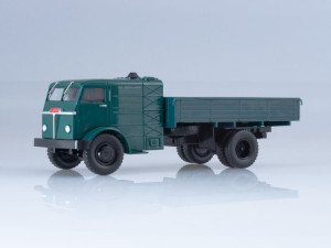 RT ciężarówka parowa NAMI-012