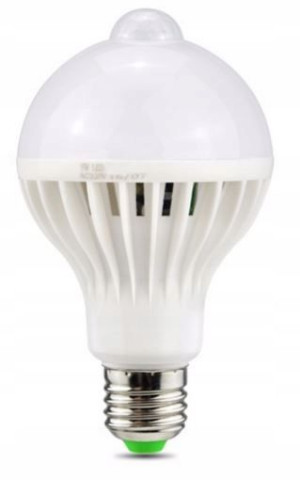 Żarówka Led Z Czujnikiem Ruchu I Zmierzchu 5w E27