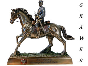 Marszałek Józef Piłsudski na koniu Naczelnik Polski figurka grawer