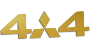 Wycinana naklejka 4x4 mitsubishi złota