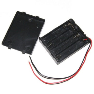 Koszyk na baterie 4xAAA 1,5V koszyczek z pokrywką i wyłącznikiem