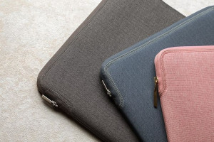 Moshi Pluma - Pokrowiec MacBook Pro 14" (2021) (Carnation Pink)
