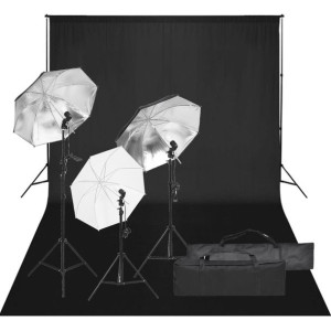 Fotograficzny zestaw studyjny z lampami i tłem