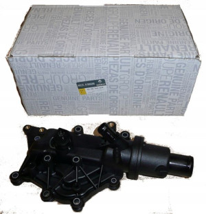 Obudowa termostatu 1,4 1,6 16V Clio III 8200561434
