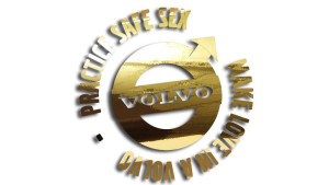 Wycinana naklejka PRACTICE SAFE SEX MAKE LOVE IN A VOLVO złoty chrom