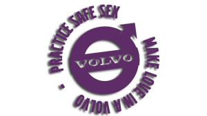 Wycinana naklejka PRACTICE SAFE SEX MAKE LOVE IN A VOLVO fioletowa