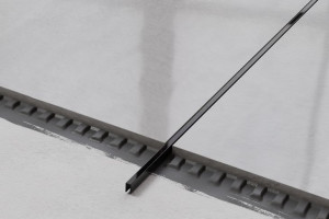 Profil Metalowy Rektyfikowany U Czarny Black Połysk Poler 0,5cm X 244cm