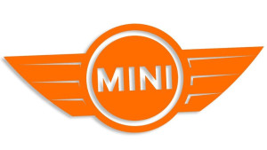 Wycinana naklejka MINI pomarańczowa