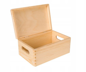 Skrzynka drewniana 30x20 cm z wiekiem - PU0049