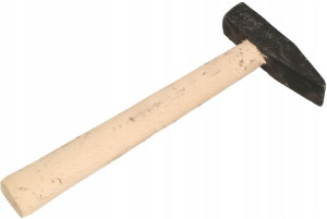 Kuty Młotek Ślusarski 0,5 Kg Z Drewnianym Trzonem