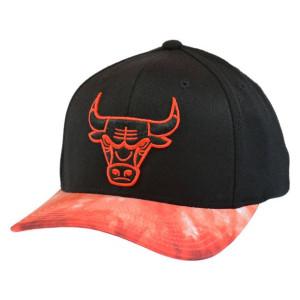 Czapka z daszkiem Mitchell & Ness NBA Tie Dye Classic Red Chicago Bulls